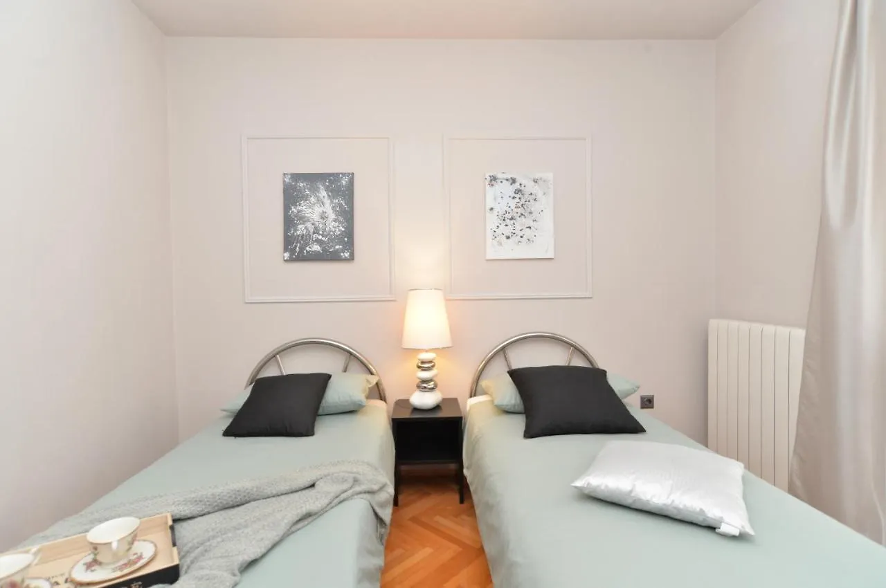 פאז'אנה Holiday Home Miro 843