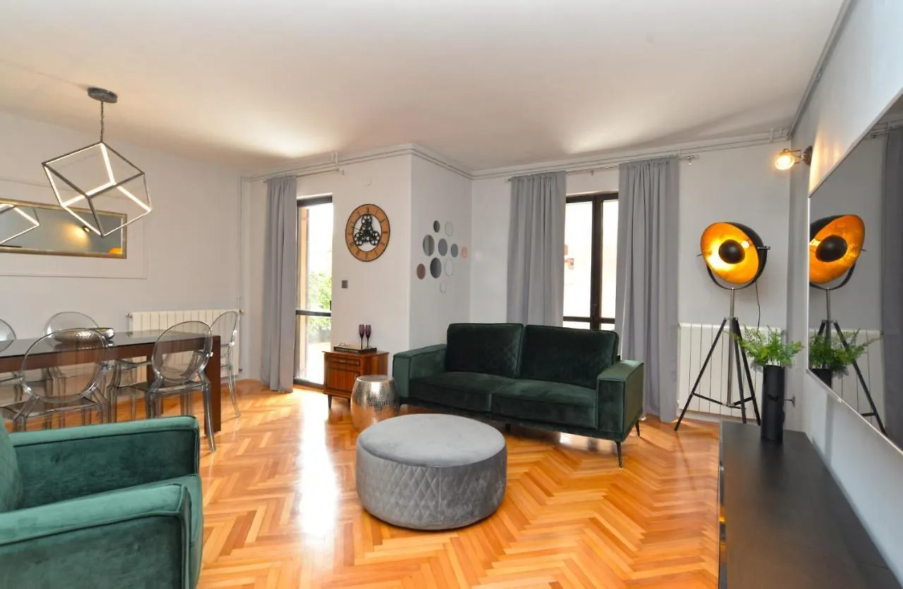 פאז'אנה Holiday Home Miro 843