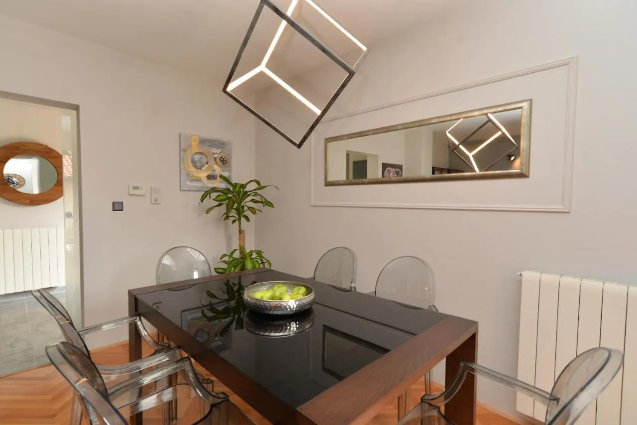 פאז'אנה Holiday Home Miro 843