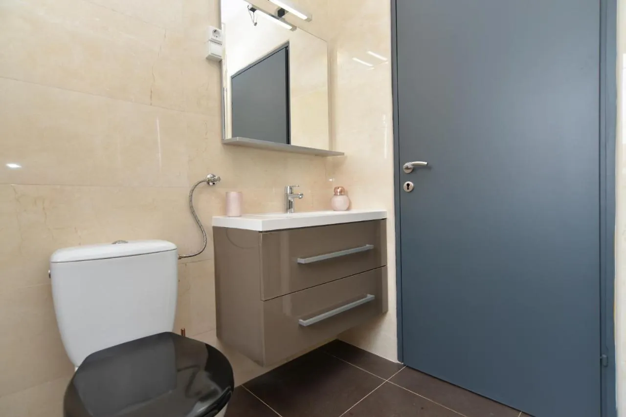 פאז'אנה Holiday Home Miro 843