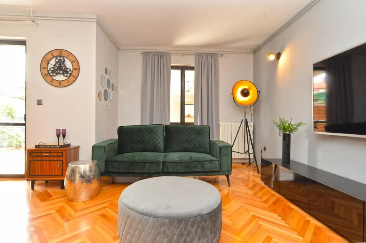 פאז'אנה Holiday Home Miro 843