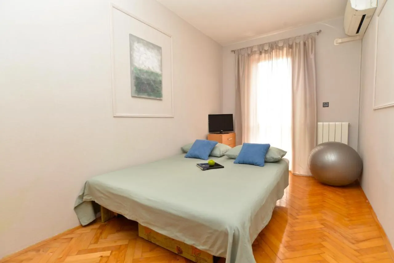 פאז'אנה Holiday Home Miro 843