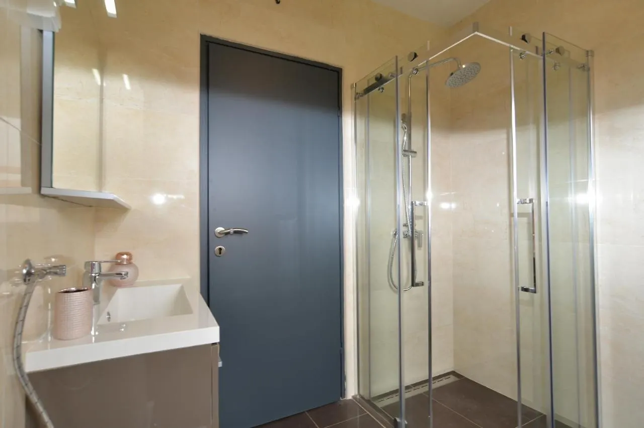 פאז'אנה Holiday Home Miro 843